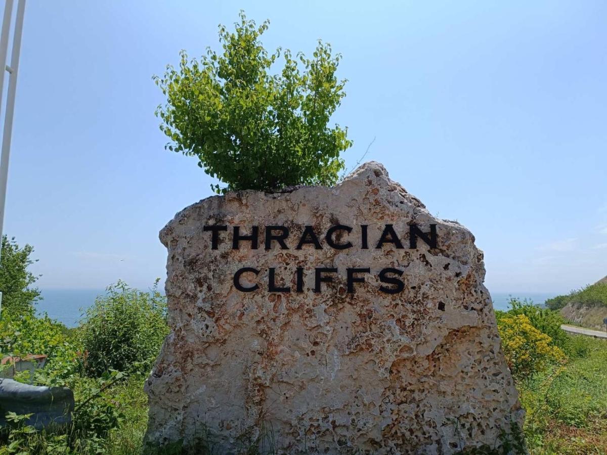 Thracian Cliffs Апартамент Голф Холидей Cavarna Exterior foto